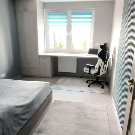 Apartman Mieszkanie Z Ogrodkiem W Poznaniu, Self Check-in, Parking Free Poznań